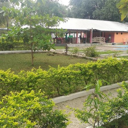 Friends Paradise Kilinochchi 外观 照片