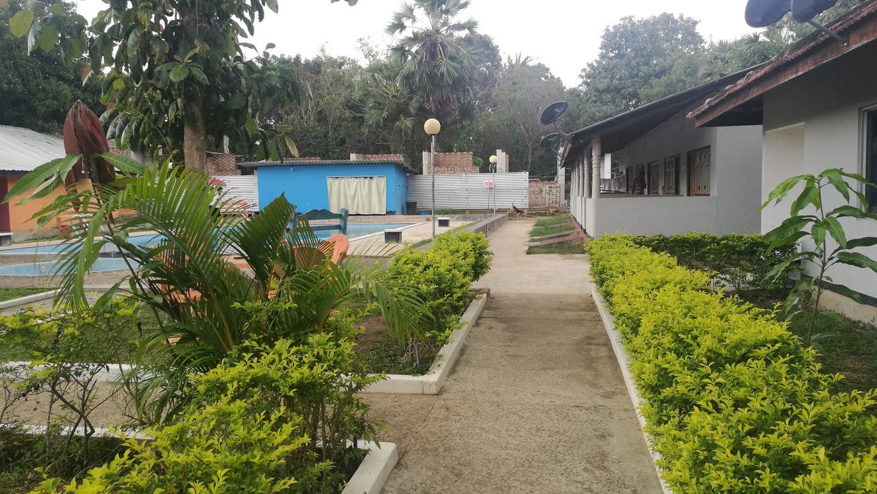 Friends Paradise Kilinochchi 外观 照片